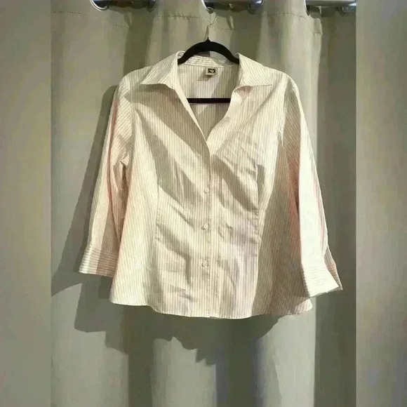 Women’s Pink Anne Klein Button Up - Picture 1 of 8